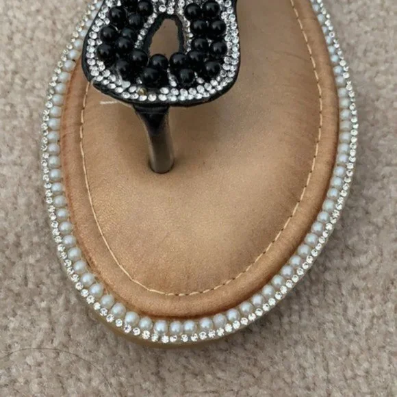Sandal with Beading and rhinestones New - Picture 4 of 4